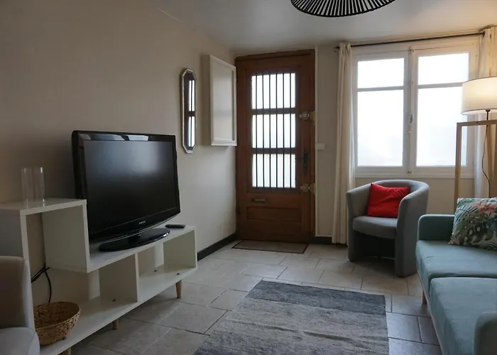 Le 100 Апартаменты *